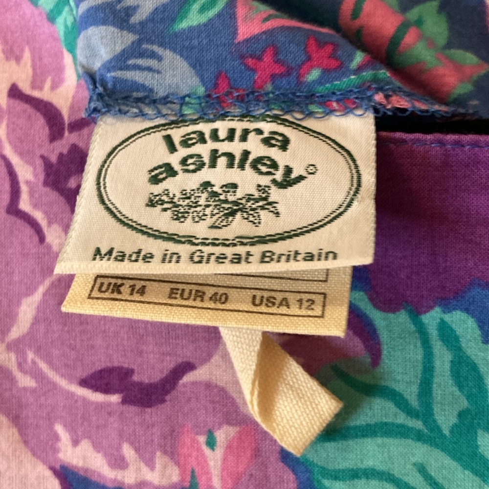 Vintage Laura Ashley Floral Prairie Dress with Square Neck and Puffed Sleeves